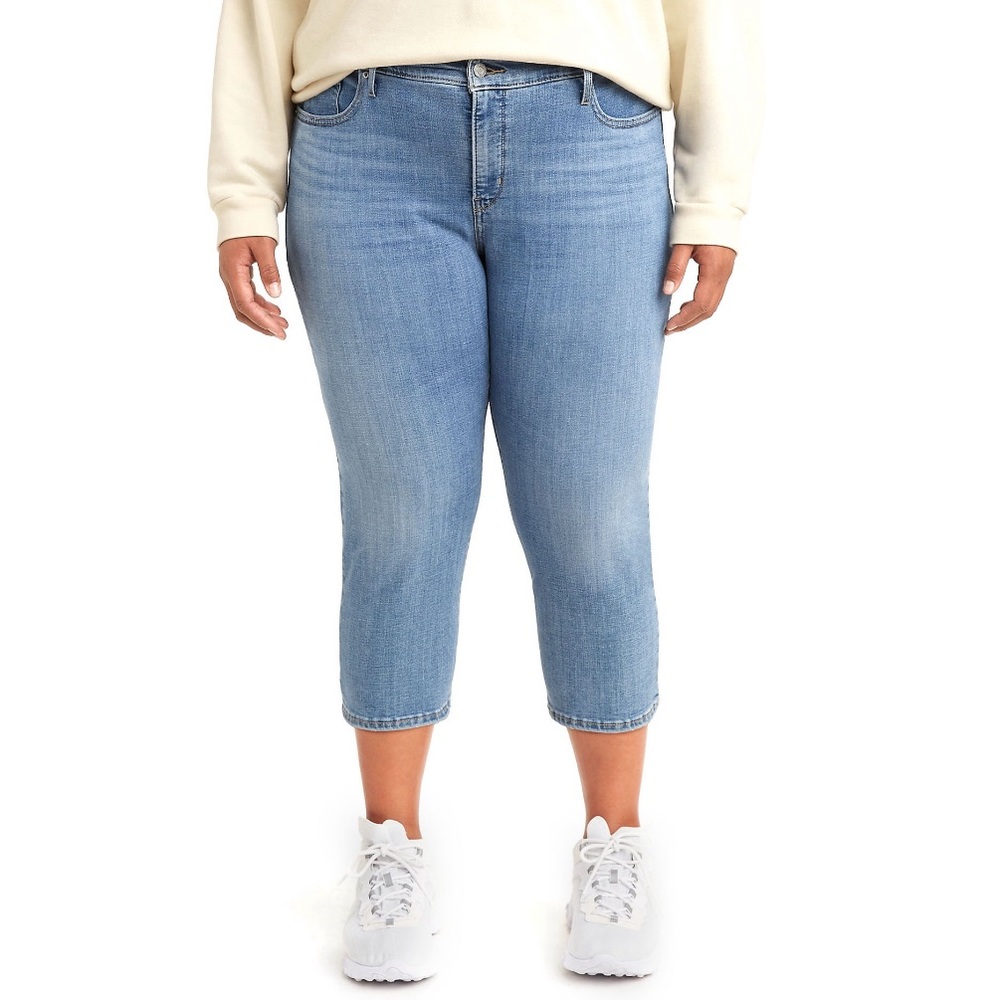 Levi’s - Blue (Light Wash) 311 Shaping Skinny Capri Jeans 24W Size (Women)